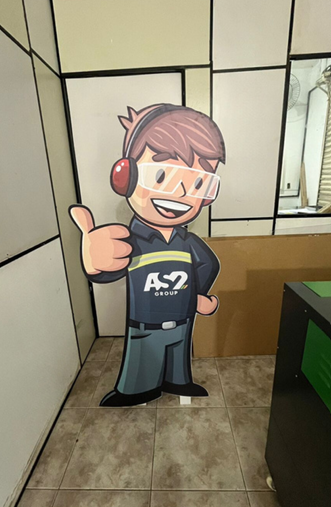 Totem em K-board e MDF